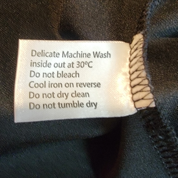 Chicwe Women's Stretch Black Sort Sleeved Dress 2X Scarf NWT‎ - Picture 11 of 13